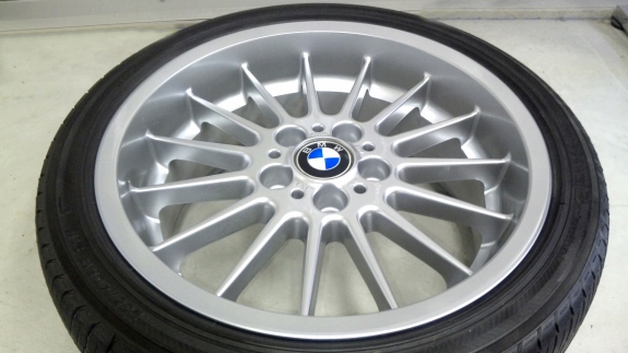 BMWアルピナホイール　ホイール修理＆ホイール再塗装（ハイパーシルバー）